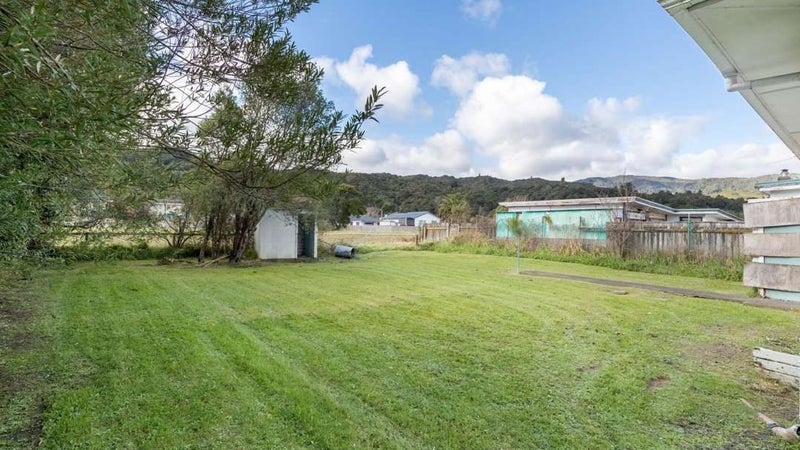 40 Hyde Street, Wainuiomata, Lower Hutt - Carousel 1