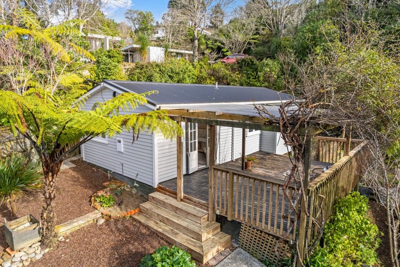 22 Miromiro Road, Normandale, Lower Hutt - Carousel 2