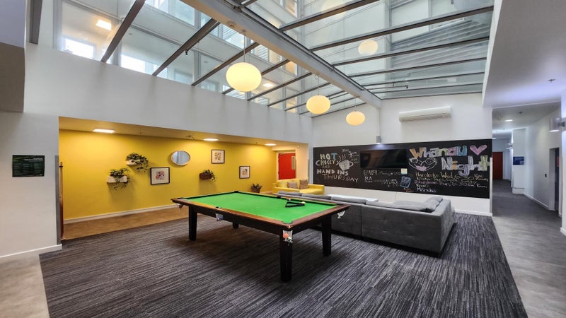 5H/242 Taranaki Street, Mount Cook, Wellington - Carousel 2