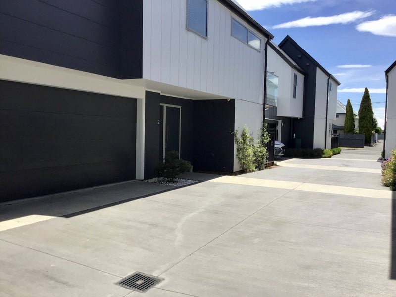 2/108 Edgeware Road, St Albans, Christchurch - Carousel 15