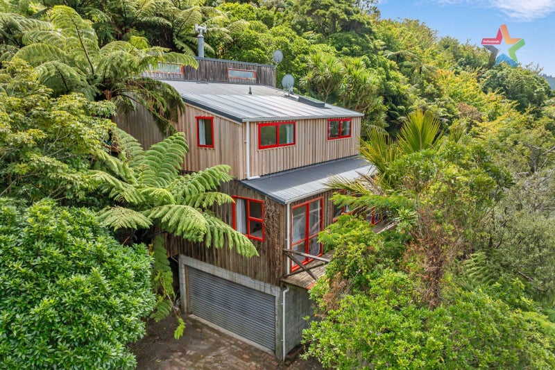 6 Sarah Way, Crofton Downs, Wellington - Carousel 1