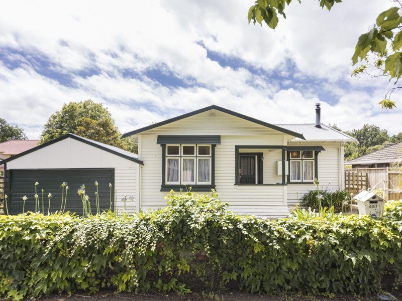 457 College Street, Hokowhitu, Palmerston North - Carousel 1