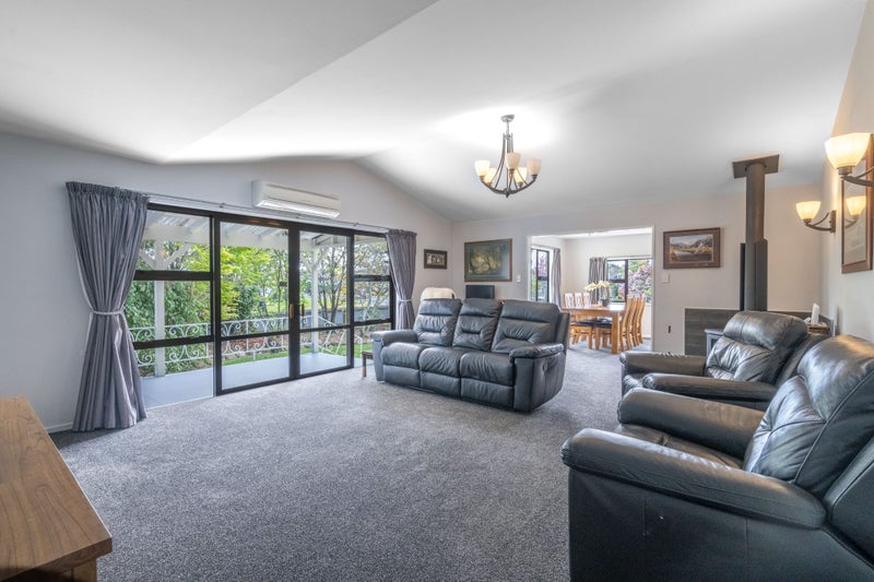 82 MacKenzie Street, Winton, Winton - Carousel 1
