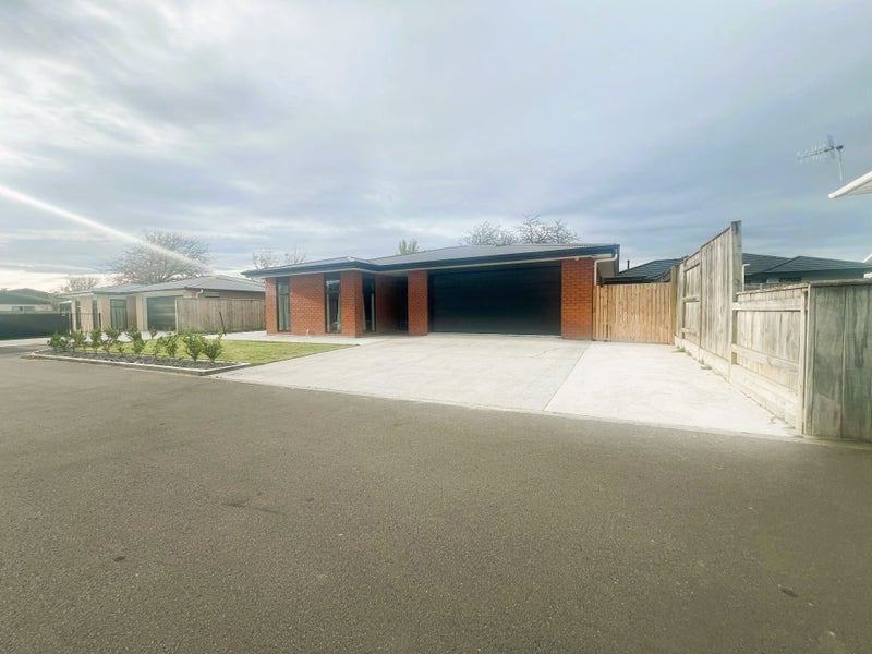 11E McGregor Street, Milson, Palmerston North - Carousel 17