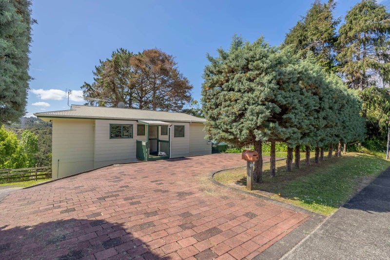 94 The Avenue, Lucas Heights, Auckland - Carousel 2