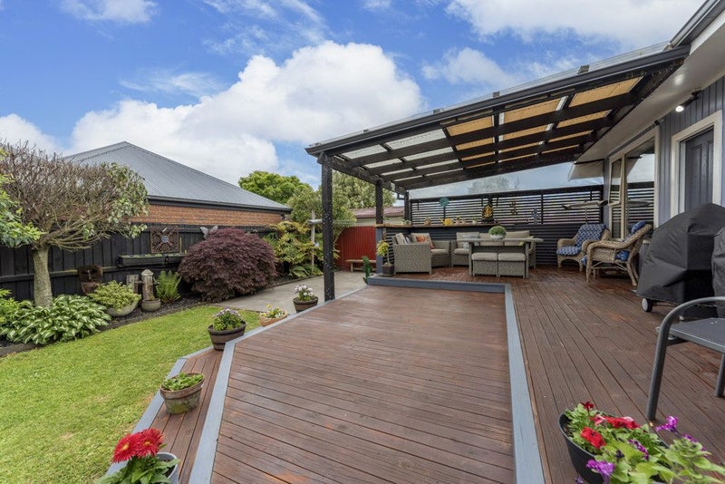 6 Bentley Street, Russley, Christchurch - Carousel 1