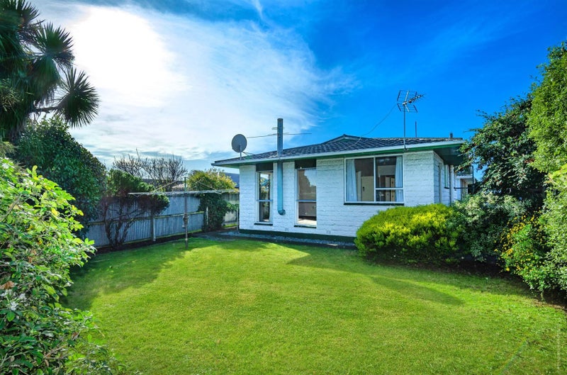 2/34 Pinewood Avenue, North New Brighton, Christchurch - Carousel 1