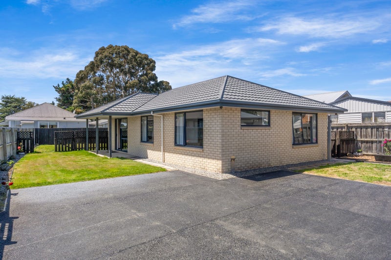 15 Merrilees Place, Linwood, Christchurch - Carousel 1