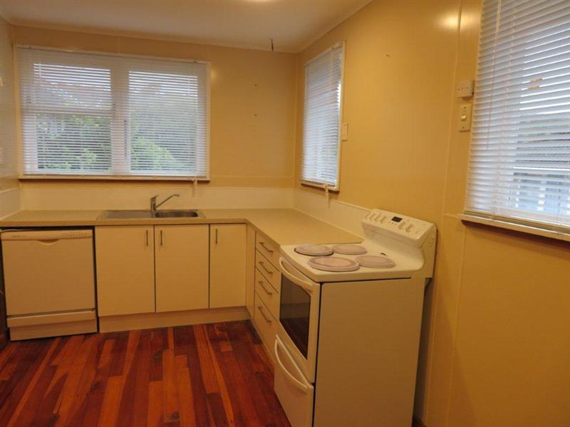113 Dimock Street, Titahi Bay, Porirua - Carousel 1