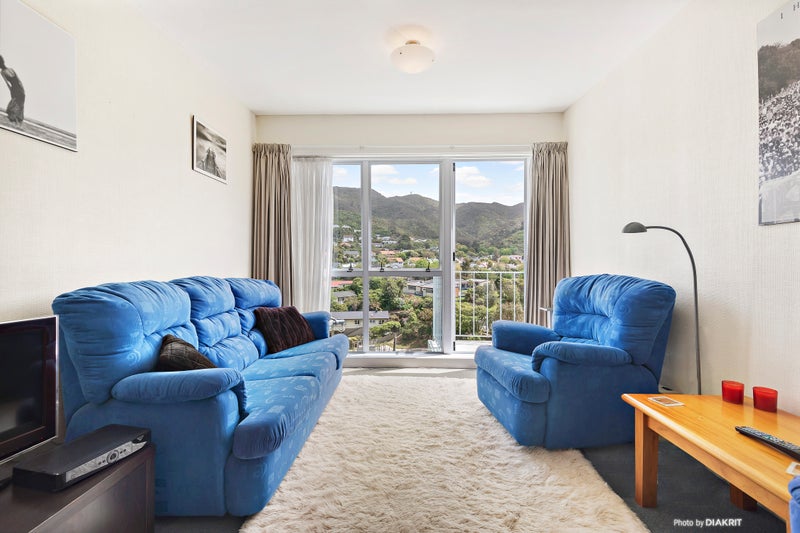 4/27 South Karori Road, Karori, Wellington - Carousel 2