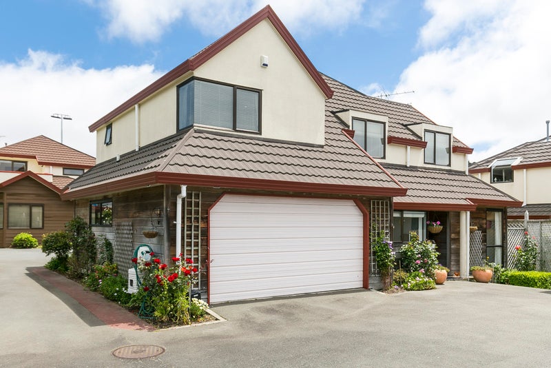 5 Scorian Close, Karori, Wellington - Carousel 1