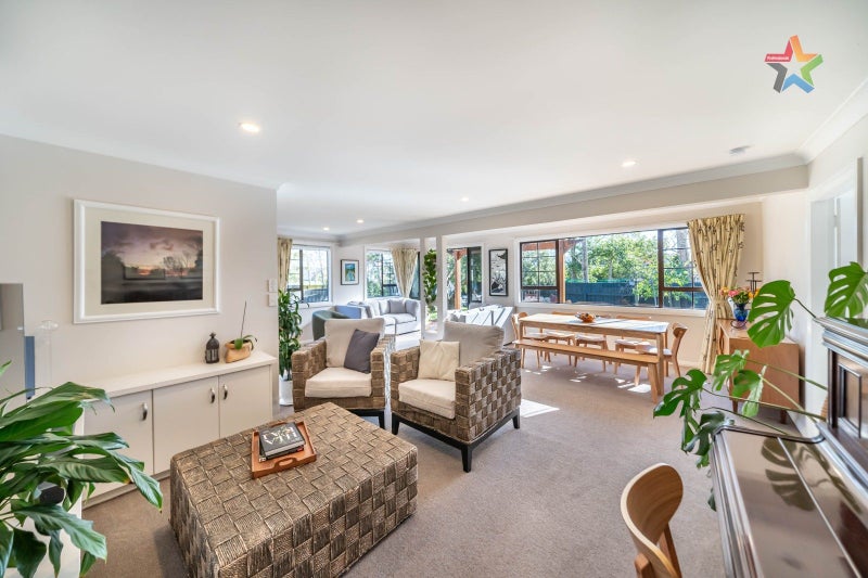 7 Prouse Crescent, Naenae, Lower Hutt - Carousel 2