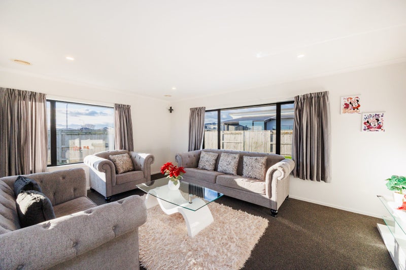 79 Balrickard Way, Milson, Palmerston North - Carousel 2