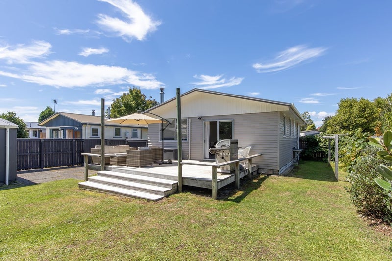 20 Runuku Grove, Tūrangi - Carousel 1