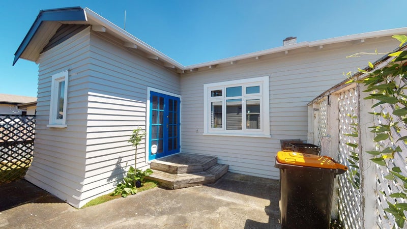48 Manson Street, Terrace End, Palmerston North - Carousel 1