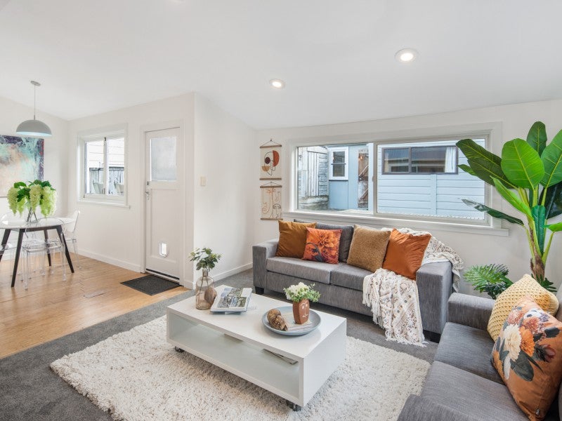 30 Kilbirnie Crescent, Kilbirnie, Wellington - Carousel 1