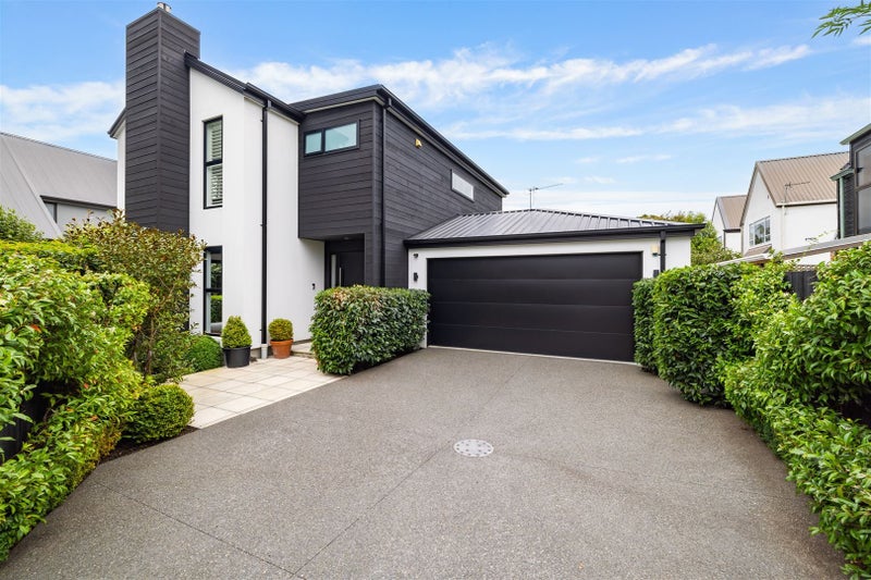 90 Abberley Crescent, St Albans, Christchurch - Carousel 1