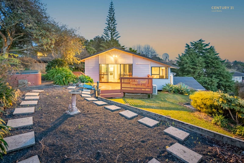 5 Palmetto Place, Goodwood Heights, Auckland - Carousel 2