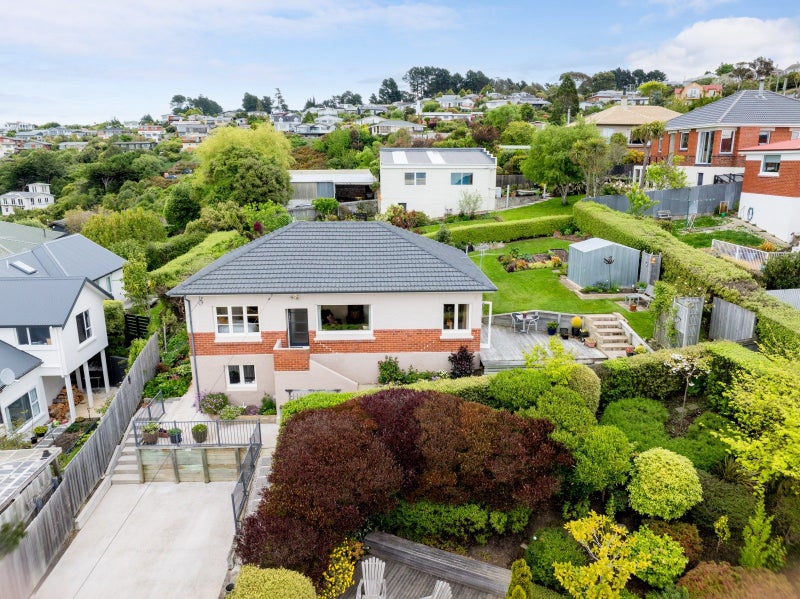 108 Ravenswood Road, Saint Clair, Dunedin - Carousel 1