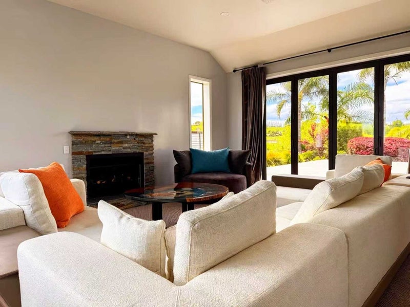 10 Whiteways Drive, Albany - Carousel 17