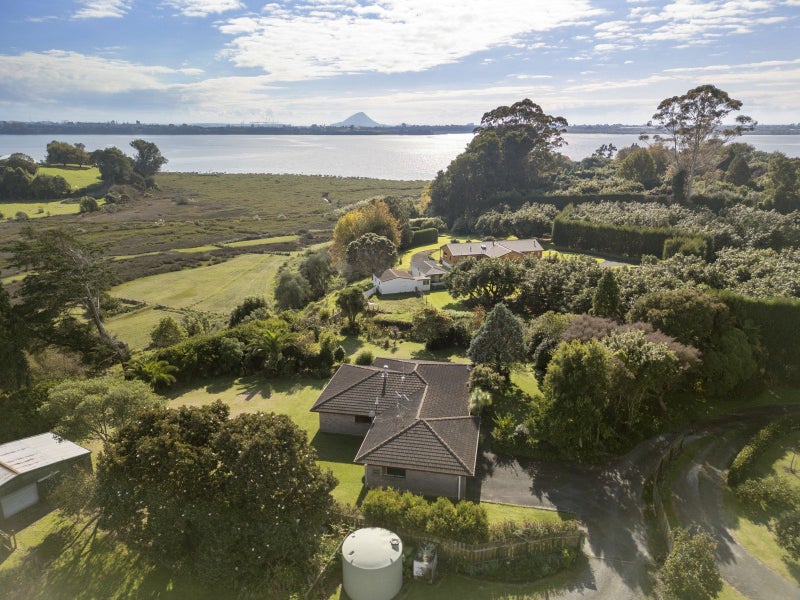 37C Asher Road, Welcome Bay, Tauranga - Carousel 2