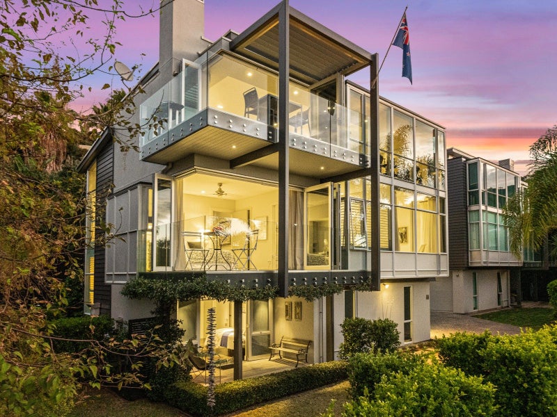 56A Palm Road, Palm Beach, Waiheke Island - Carousel 2