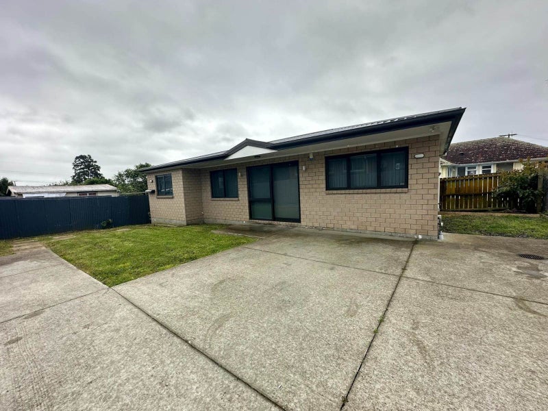 9 Murray Road, Otara, Auckland - Carousel 1