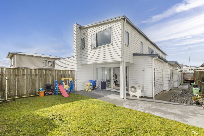213 Mclintock Street North, Johnsonville, Wellington - Carousel 1