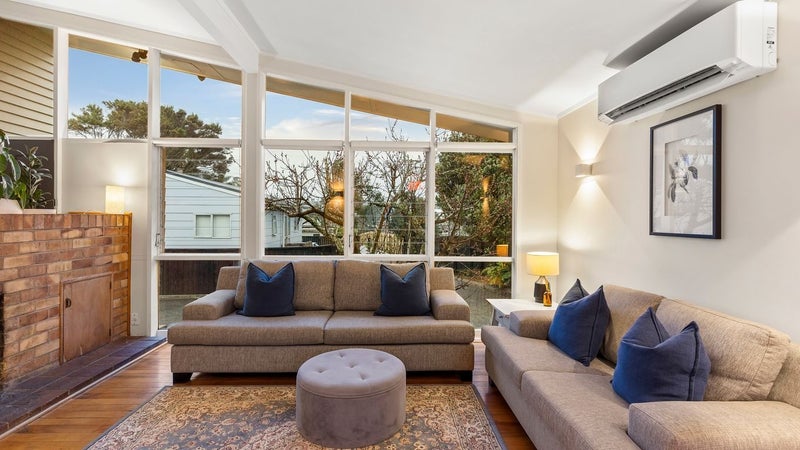 159B Beach Haven Road, Beach Haven, Auckland - Carousel 2