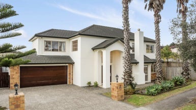 12 Maybole Drive, Flat Bush, Auckland - Carousel 1