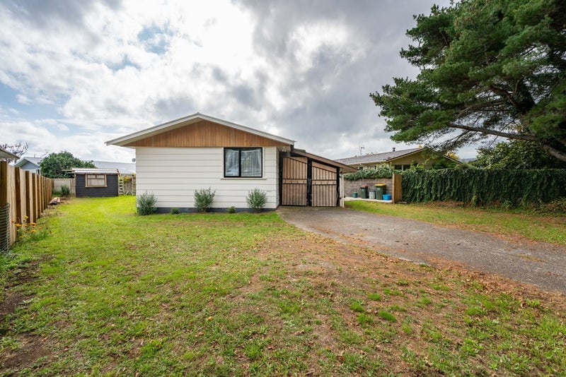 80 Saxbys Road, Deanwell, Hamilton - Carousel 15