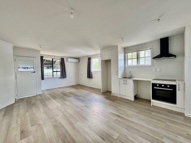 5 Manston Road, Mangere, Auckland - Carousel 1