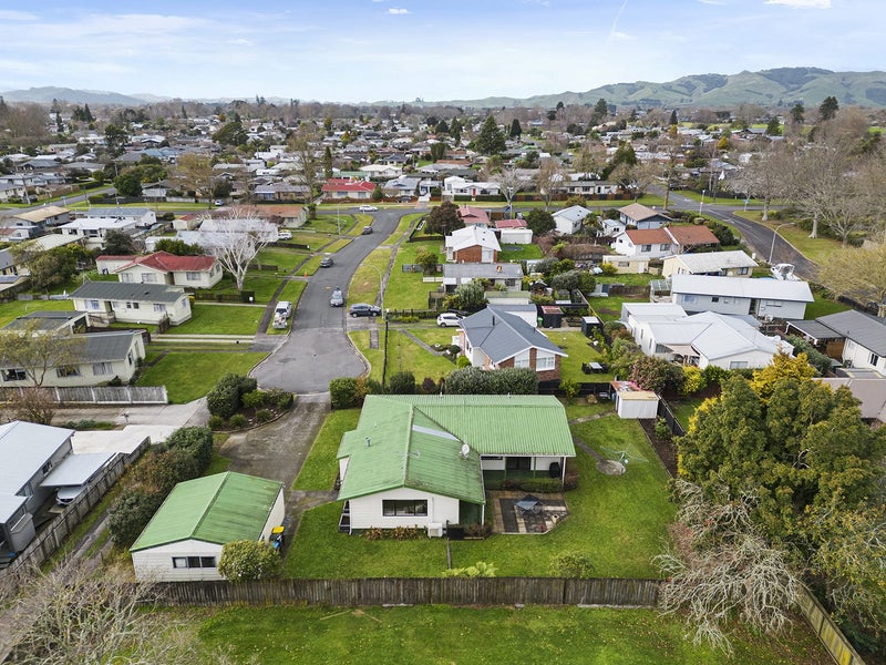 10 Sewell Place, Leamington, Cambridge - Carousel 23