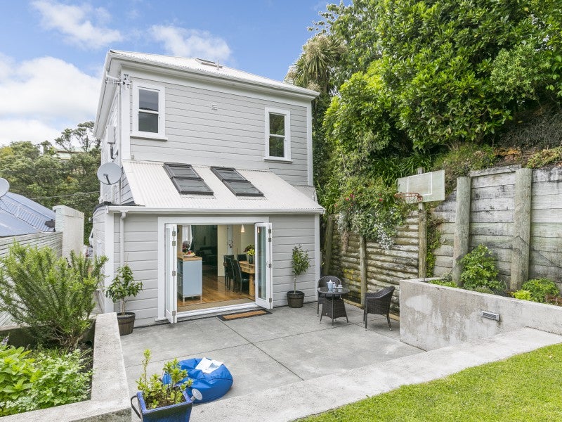 56 Todman Street, Brooklyn, Wellington - Carousel 2