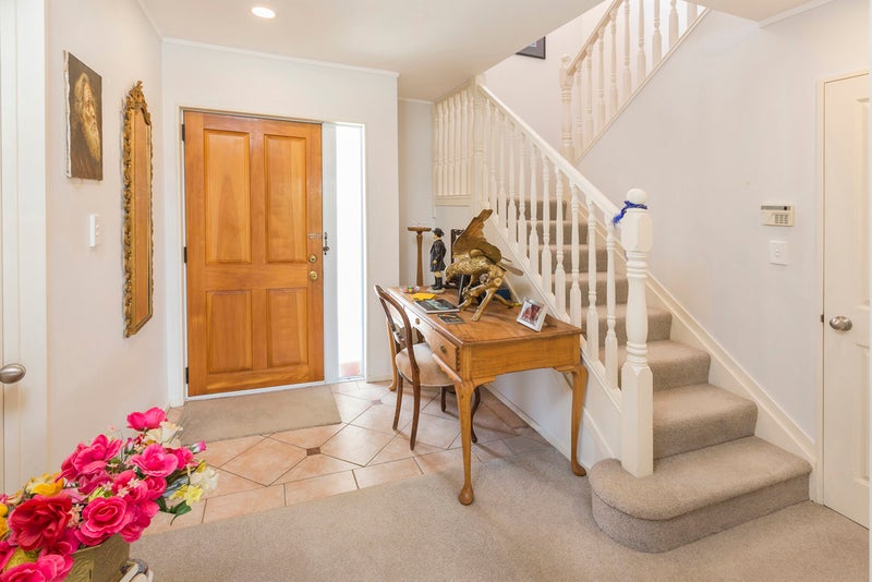 2/31 Mission View Drive, Northpark, Auckland - Carousel 2