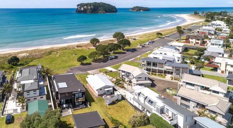 213 Esplanade Drive, Whangamatā - Carousel 2