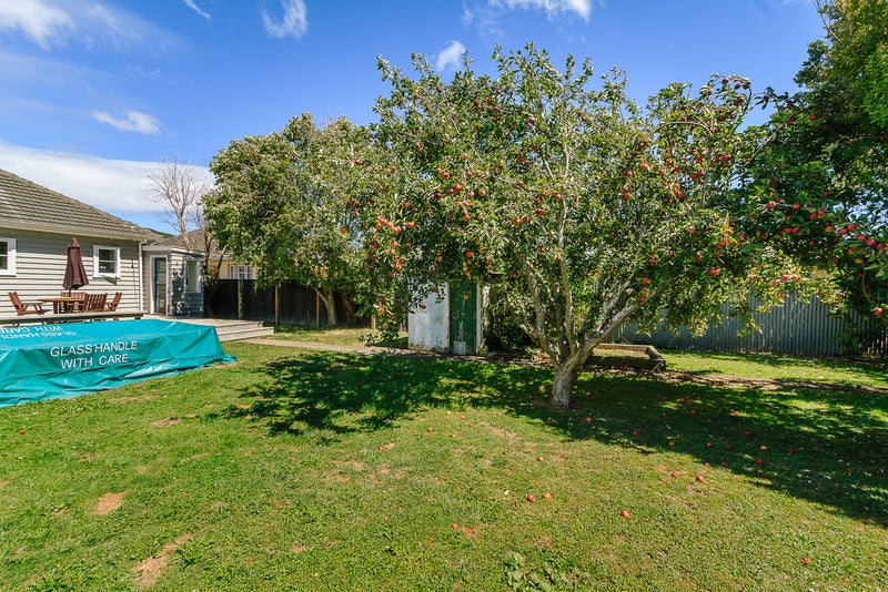 142 Oxford Terrace, Epuni, Lower Hutt - Carousel 20