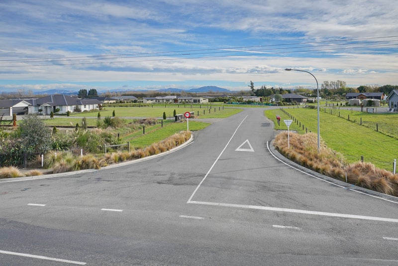 25 Northside Drive, Rangiora - Carousel 2