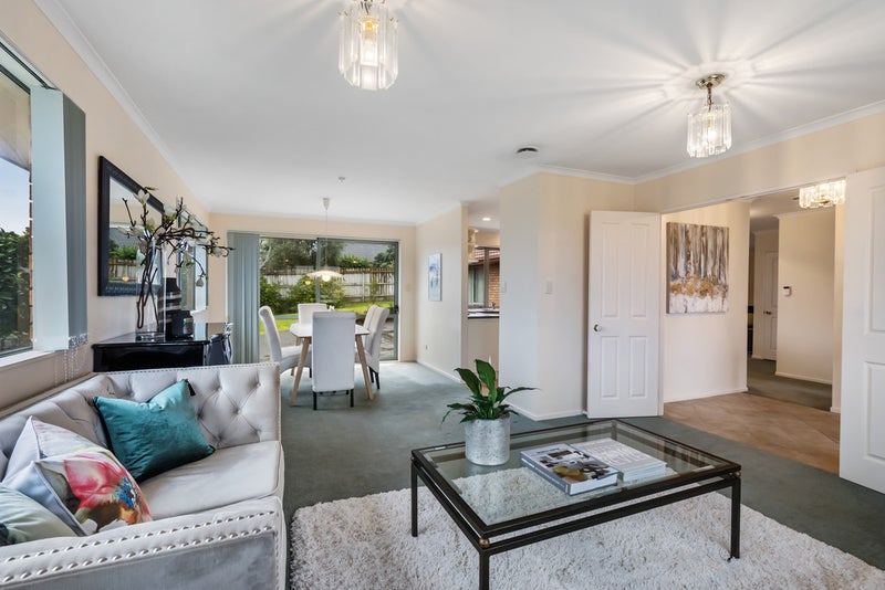 18 Mulroy Place, East Tamaki Heights, Auckland - Carousel 2