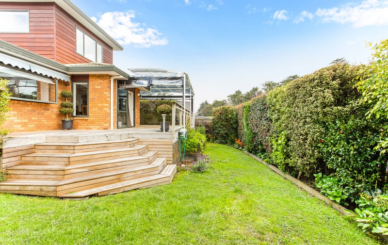 12A Godley Road, Green Bay, Auckland - Carousel 2