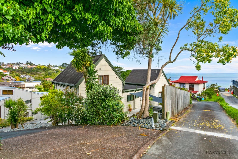 24 Himalaya Crescent, Lynfield, Auckland - Carousel 1