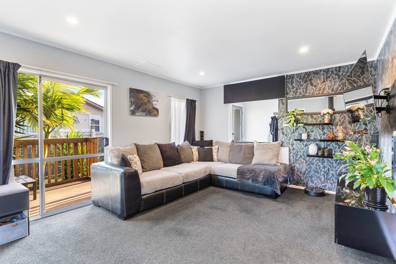 19 Bahari Drive, Ranui, Auckland - Carousel 2