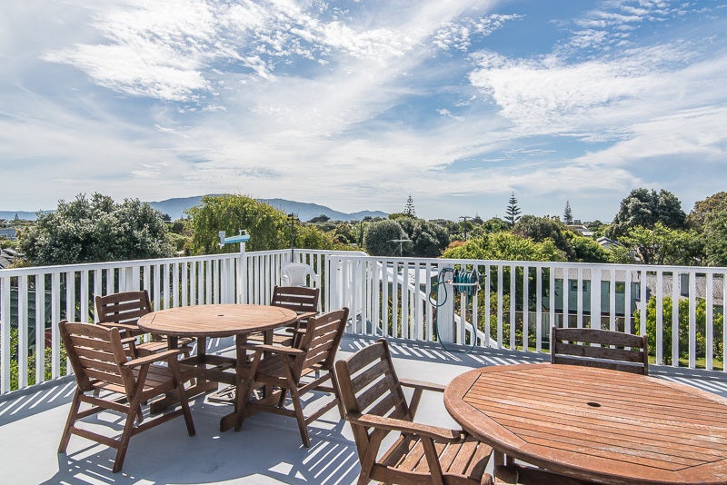 5 Kawau Grove, Waikanae Beach, Waikanae - Carousel 26