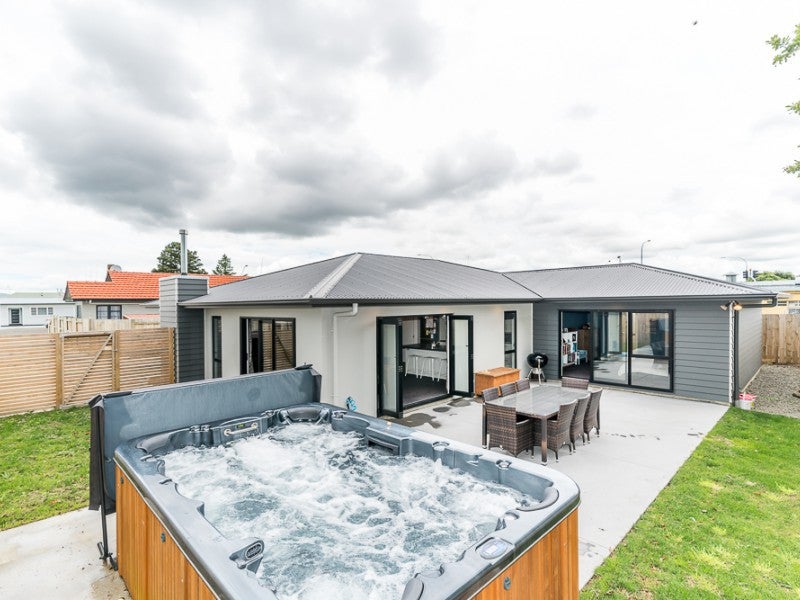 3A McGregor Street, Milson, Palmerston North - Carousel 1