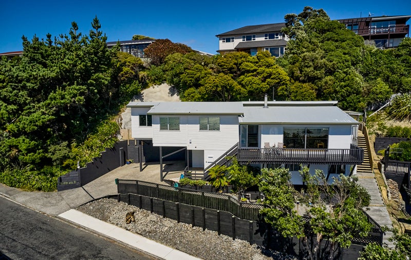 137 Kahu Road, Paremata, Porirua - Carousel 2