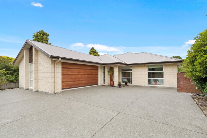 103 Tomes Road, St Albans, Christchurch - Carousel 2