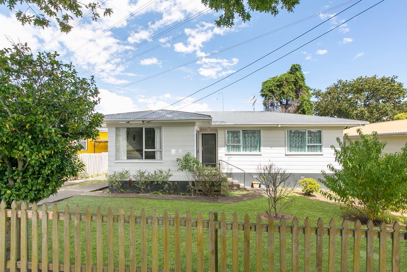 5 Rapson Road, Otara, Auckland - Carousel 1