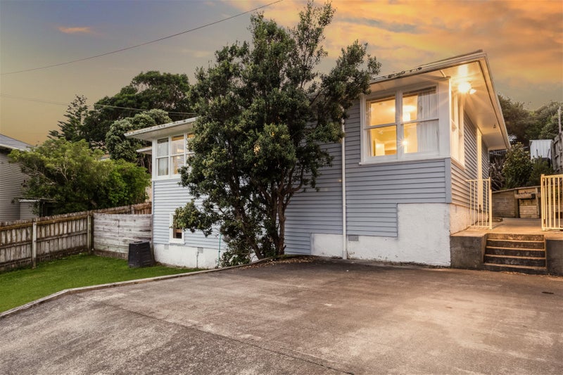 44 Downes Street, Titahi Bay, Porirua - Carousel 2