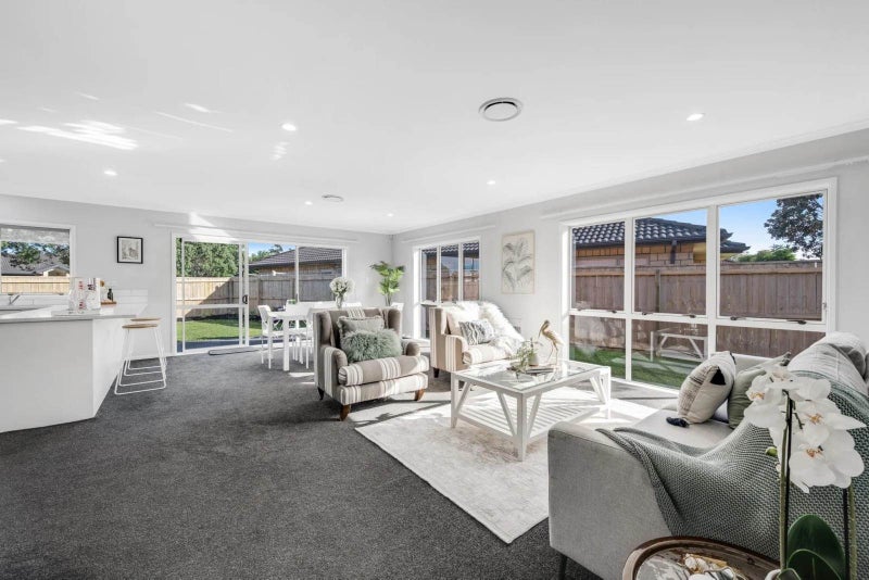6 Shrule Place, East Tamaki, Auckland - Carousel 2