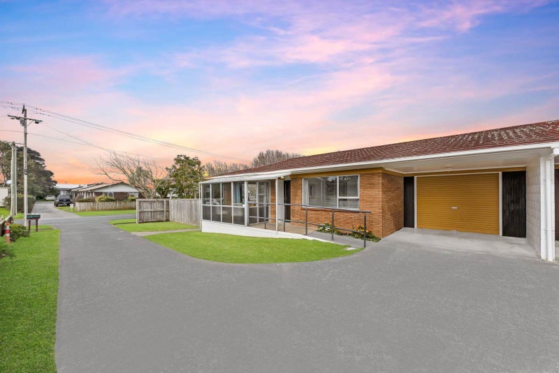 1/18 King Street, Papatoetoe, Auckland - Carousel 1